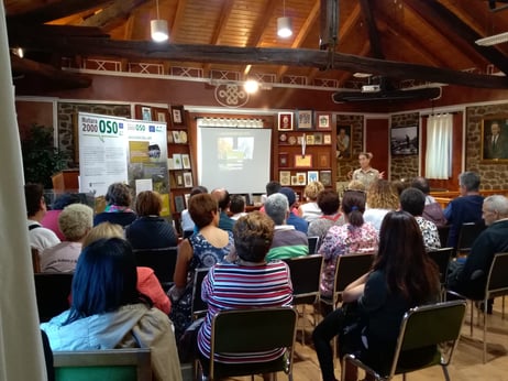 Charla en Brañosera Fundación Oso Pardo